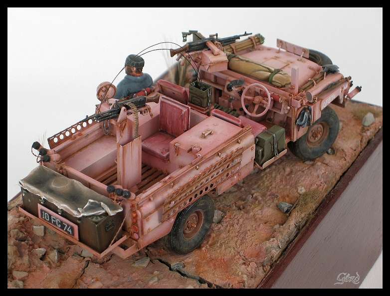 S.a.s Land-Rover "Różowa Pantera" 1:35 Tamiya - [M]Galerie - Modelarstwo Plastikowe - Modelwork